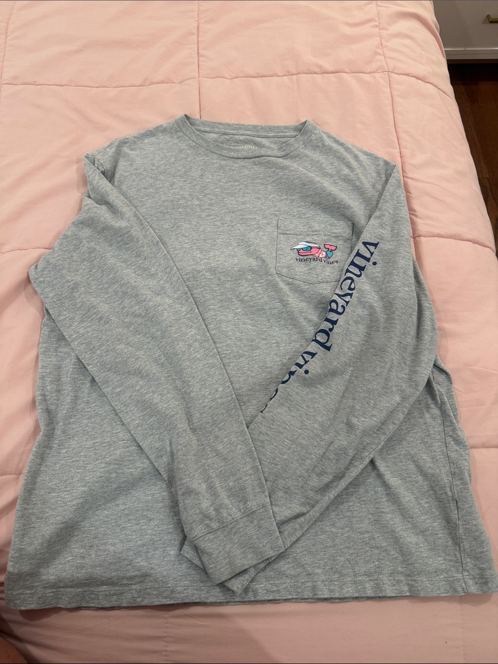 Vineyard Vines Long Sleeve Top Size Medium‎